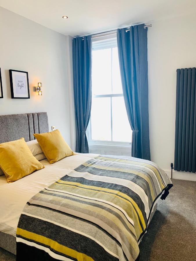 סקארבורו The Marlborough Sea View Holiday Apartments מראה חיצוני תמונה
